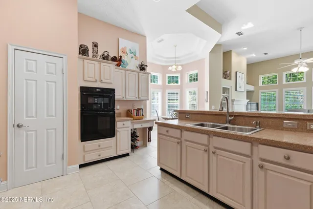 $737,438 | 10044 Vineyard Lake Road East, Jacksonville, FL 32256