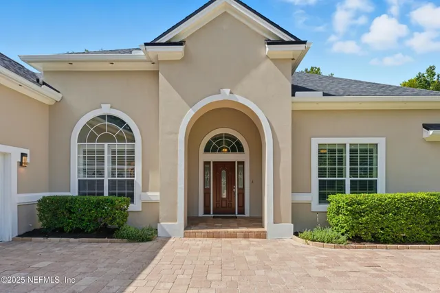 $737,438 | 10044 Vineyard Lake Road East, Jacksonville, FL 32256