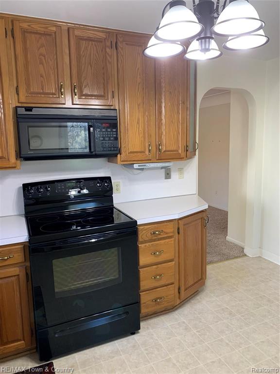 2241 North Morrish Road Flushing, MI 48433 - Photo 4 of 23