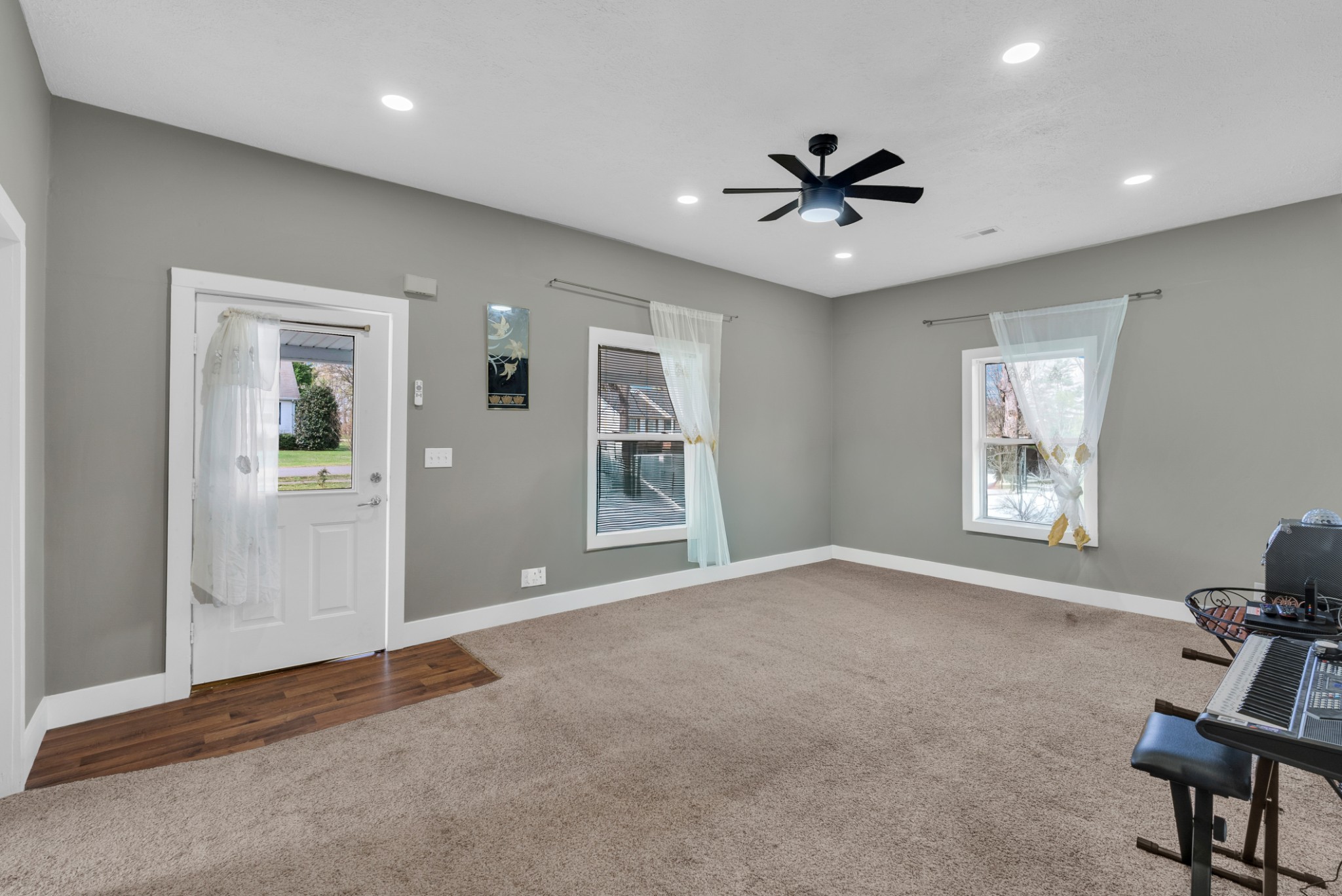 320 West King Street Morrison, TN 37357 - Photo 4 of 29 a view of an empty room with a window