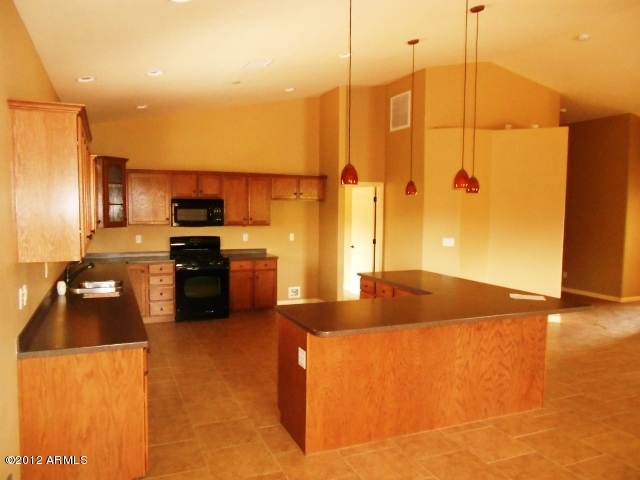 4937 East Amber Road Prescott, AZ 86301 - Photo 2 of 21 Kitchen1