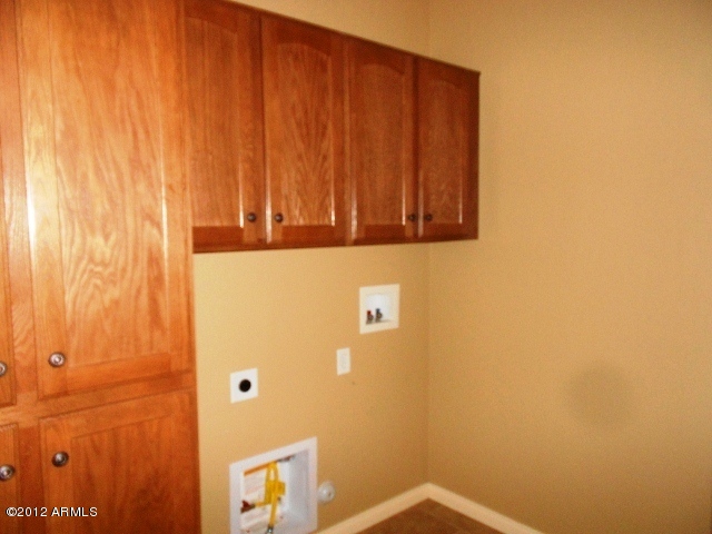 4937 East Amber Road Prescott, AZ 86301 - Photo 8 of 21 Laundry
