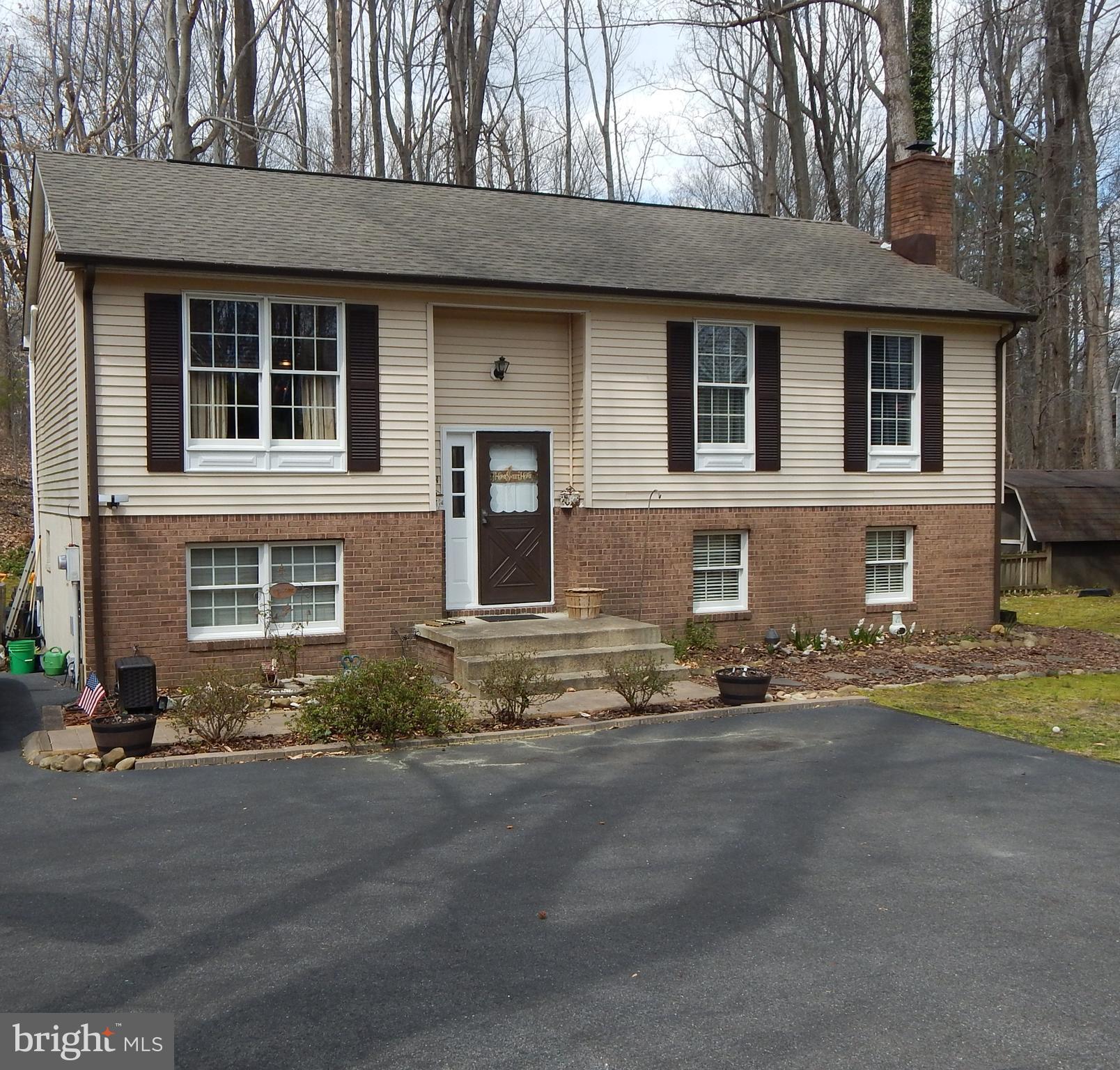 6053 Hill Road St. Leonard, MD 20685 - Photo 2 of 28 Exterior (Front)