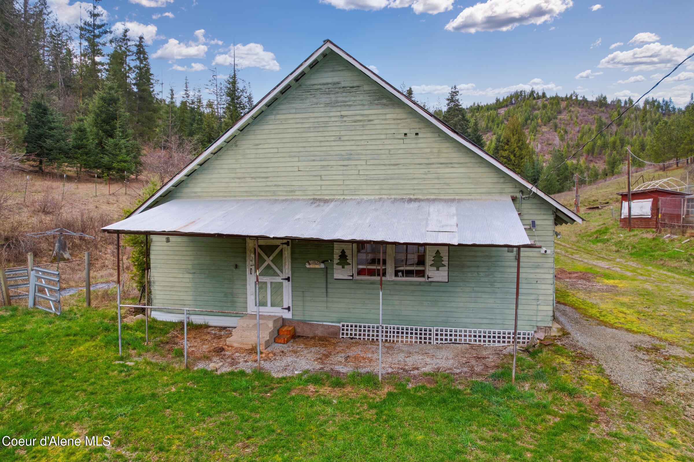 15876 South Skeel Gulch Road Cataldo, ID 83810 - Photo 12 of 64 Barn
