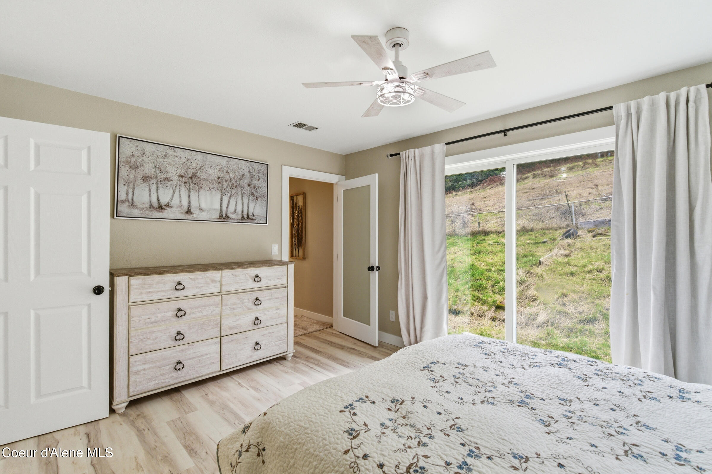 15876 South Skeel Gulch Road Cataldo, ID 83810 - Photo 34 of 64 Primary Bedroom with Slider