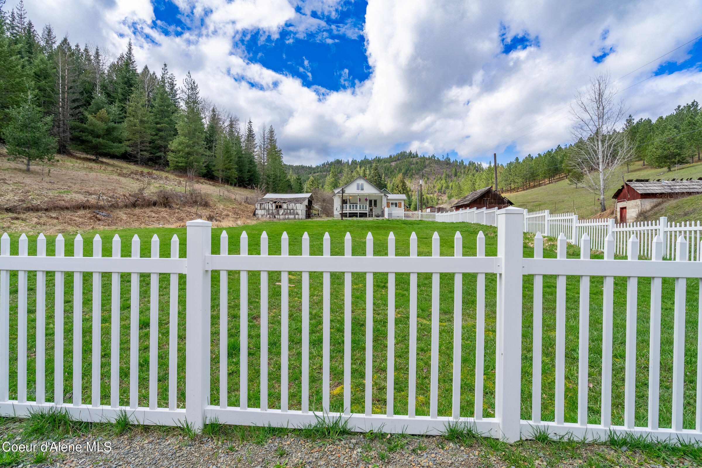 15876 South Skeel Gulch Road Cataldo, ID 83810 - Photo 46 of 64 New Fence