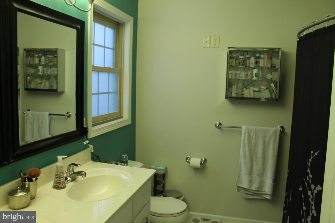 4 Snyder Hill Road Lititz, PA 17543 - Photo 15 of 31