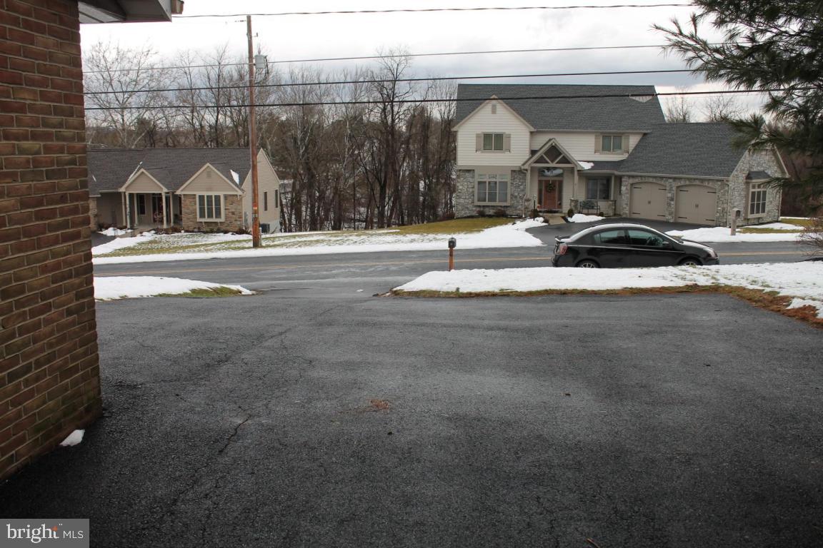 4 Snyder Hill Road Lititz, PA 17543 - Photo 27 of 31