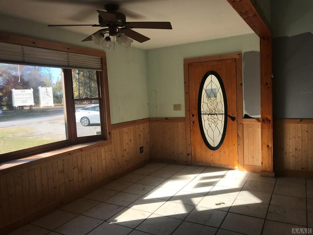 107 Kickapoo Trail Edenton, NC 27932 - Photo 3 of 25 Entry area