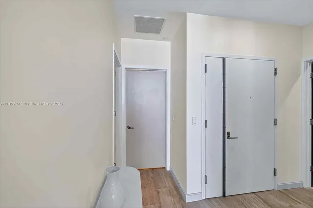 $7,800 | 55 Southwest 9th Street, Unit 4301, Miami, FL 33130