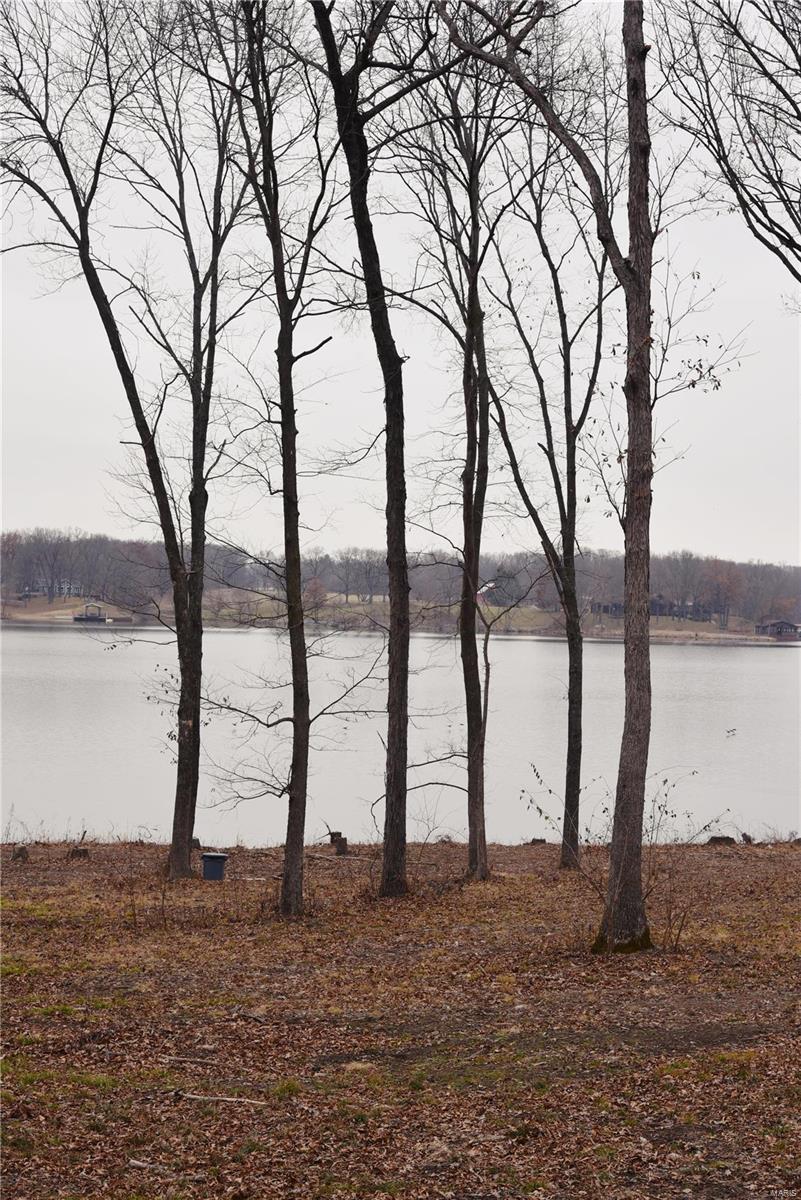 1408 Ski Club Road Greenville, IL 62246 - Photo 3 of 25 Gallery Image 3