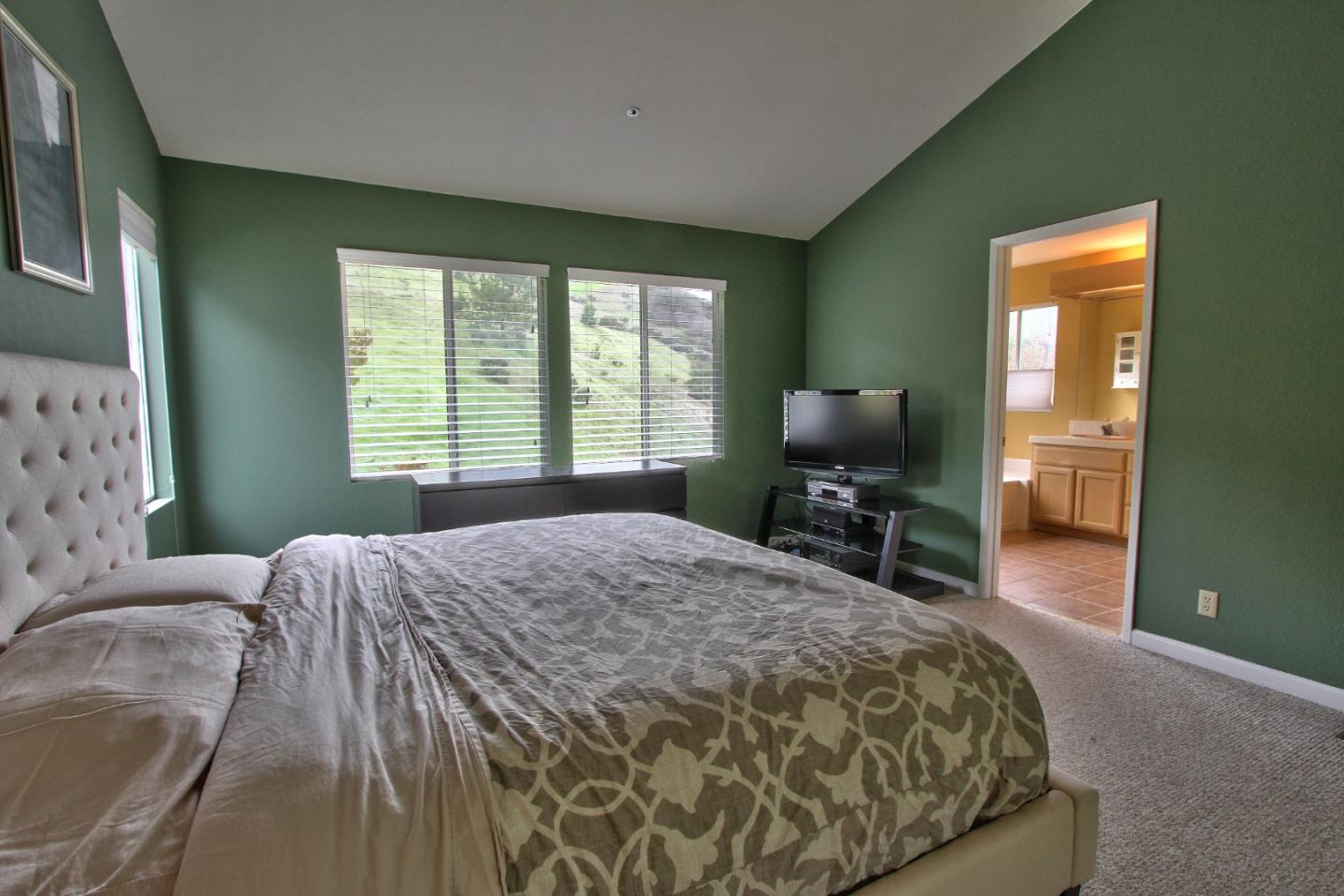 17526 Sugarmill Road Salinas, CA 93908 - Photo 16 of 21 Gallery Image 16
