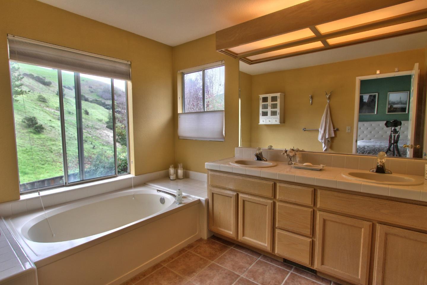 17526 Sugarmill Road Salinas, CA 93908 - Photo 18 of 21 Gallery Image 18