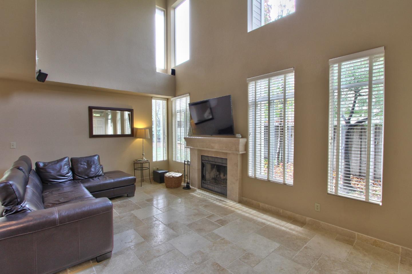 17526 Sugarmill Road Salinas, CA 93908 - Photo 4 of 21 Gallery Image 4