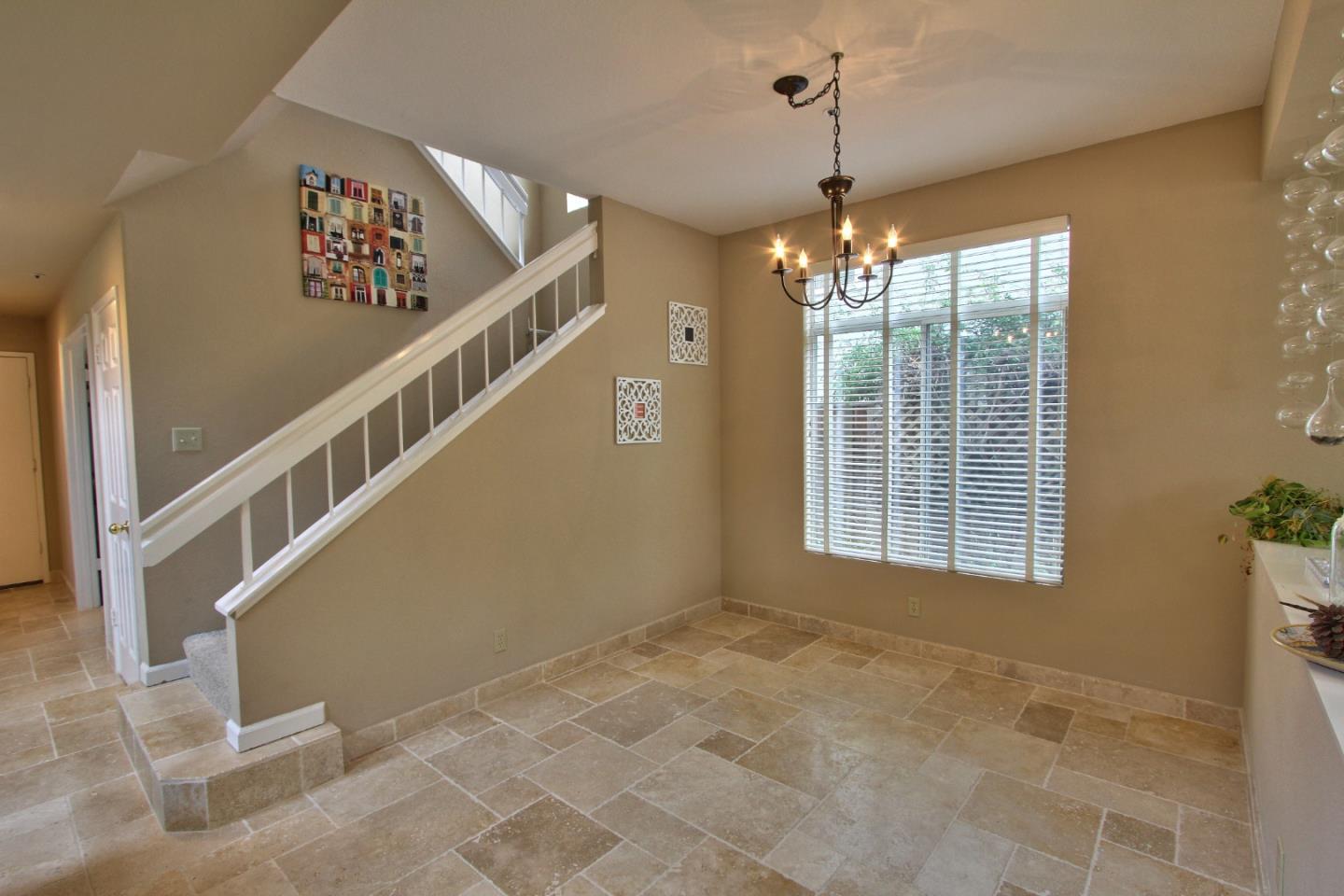 17526 Sugarmill Road Salinas, CA 93908 - Photo 7 of 21 Gallery Image 7