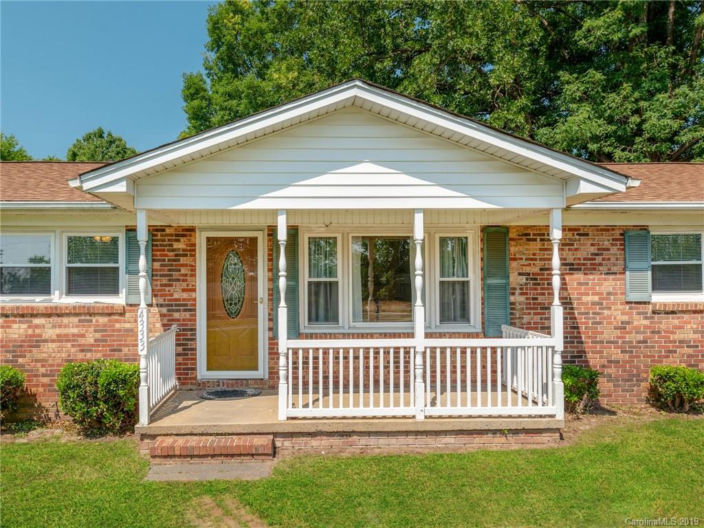 4333 Jenkins Road Blacksburg, SC 29702 - Photo 2 of 23