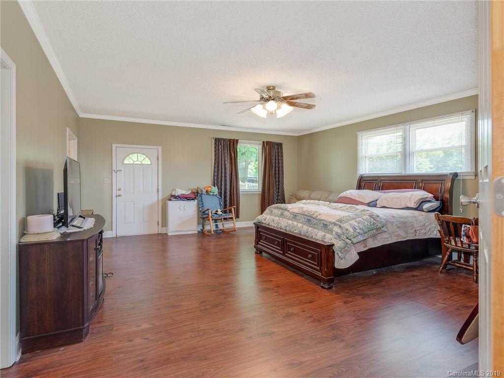 4333 Jenkins Road Blacksburg, SC 29702 - Photo 11 of 23