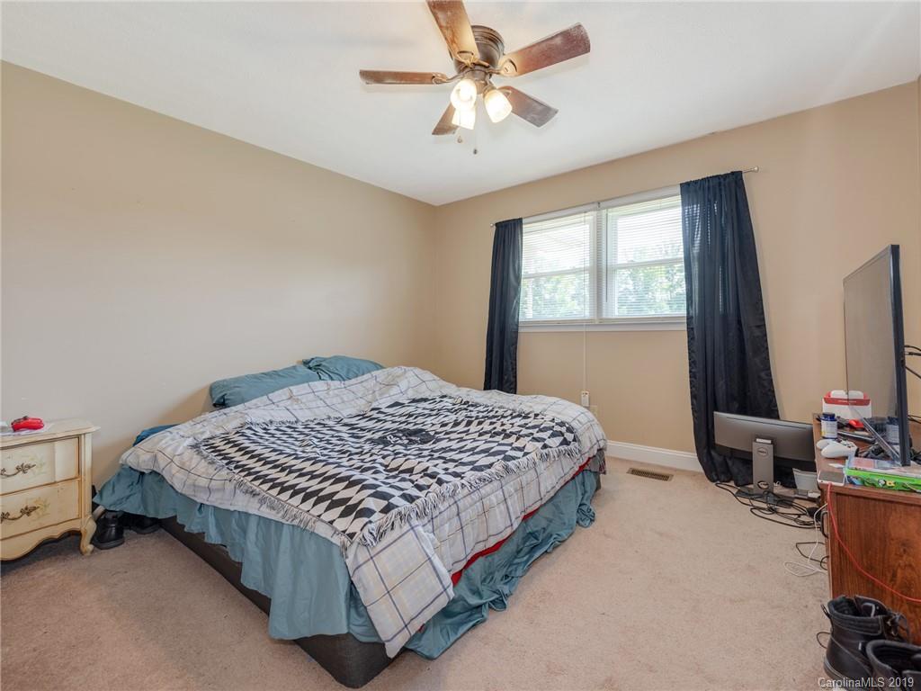 4333 Jenkins Road Blacksburg, SC 29702 - Photo 14 of 23