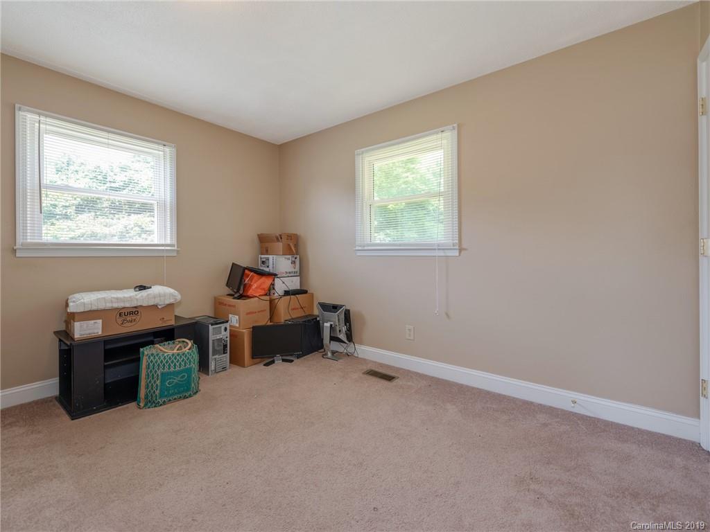 4333 Jenkins Road Blacksburg, SC 29702 - Photo 18 of 23