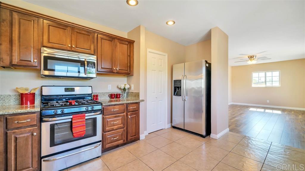 9461 St George Street Spring Valley, CA 91977 - Photo 2 of 25 Gallery Image 2