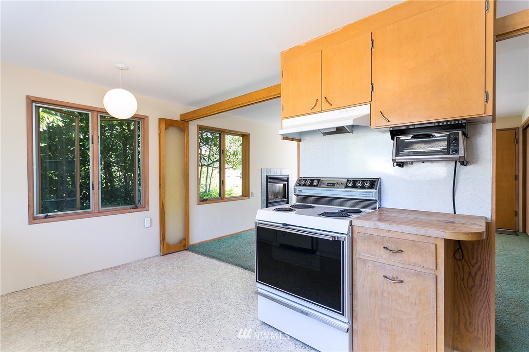 1063 West Axton Road Bellingham, WA 98226 - Photo 14 of 40