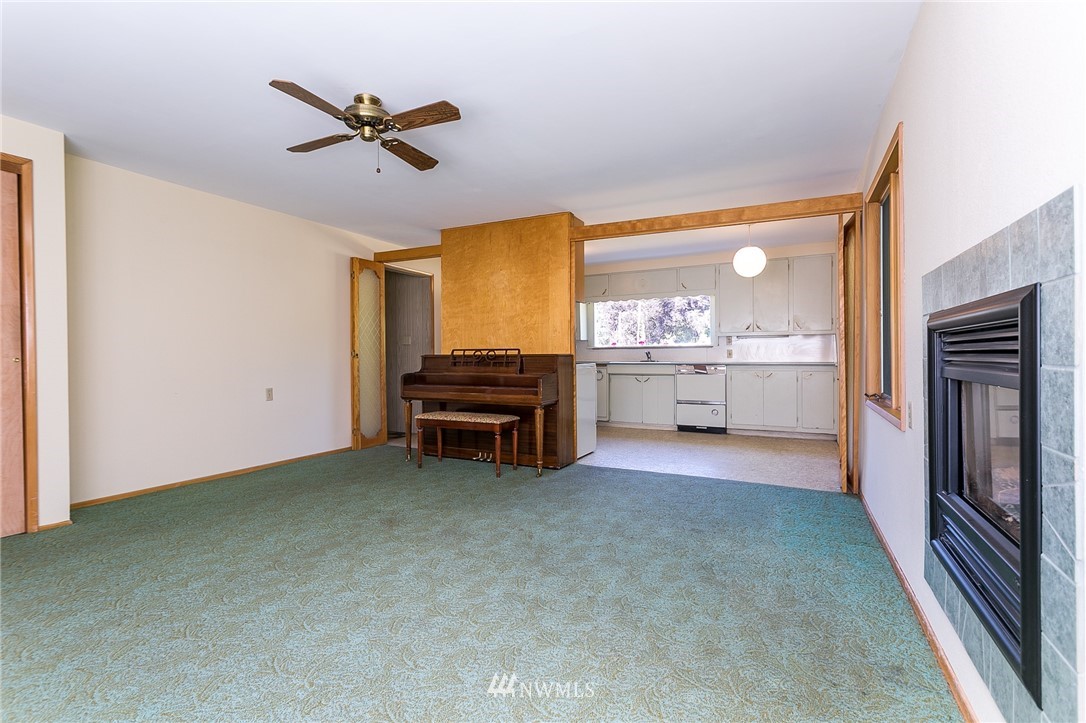 1063 West Axton Road Bellingham, WA 98226 - Photo 9 of 40