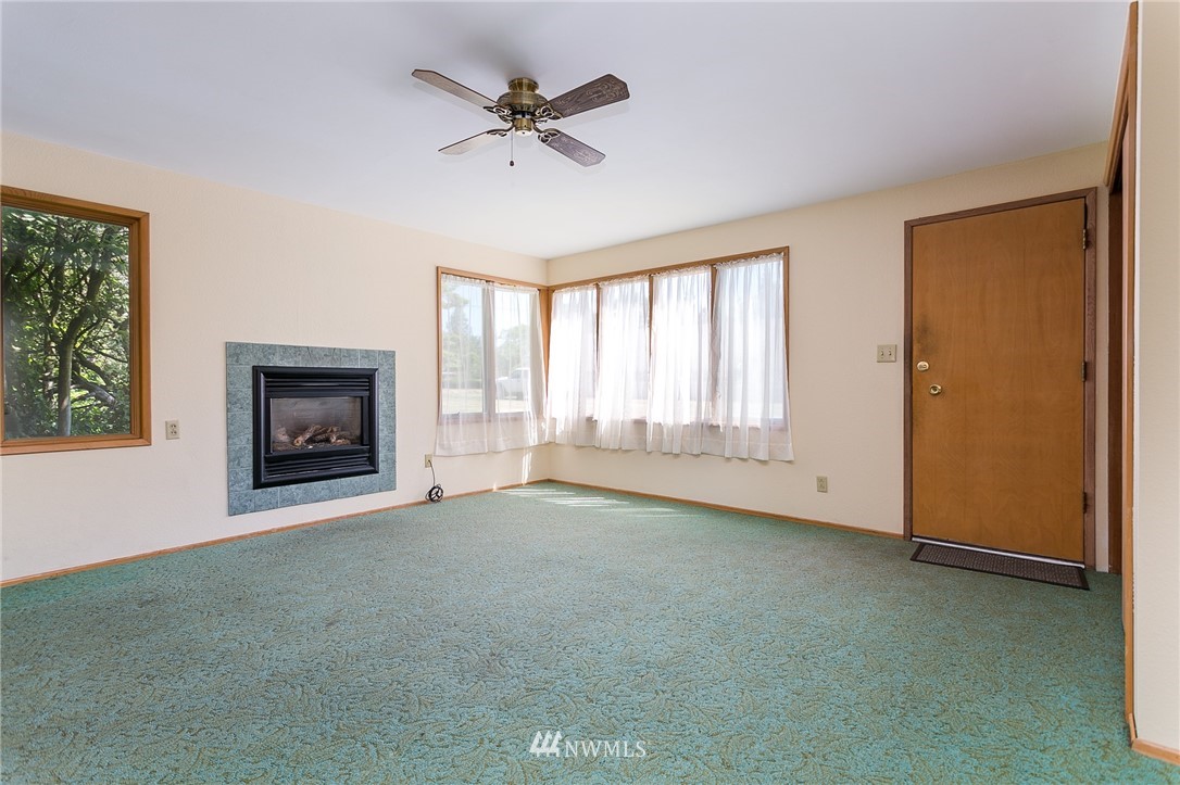 1063 West Axton Road Bellingham, WA 98226 - Photo 10 of 40