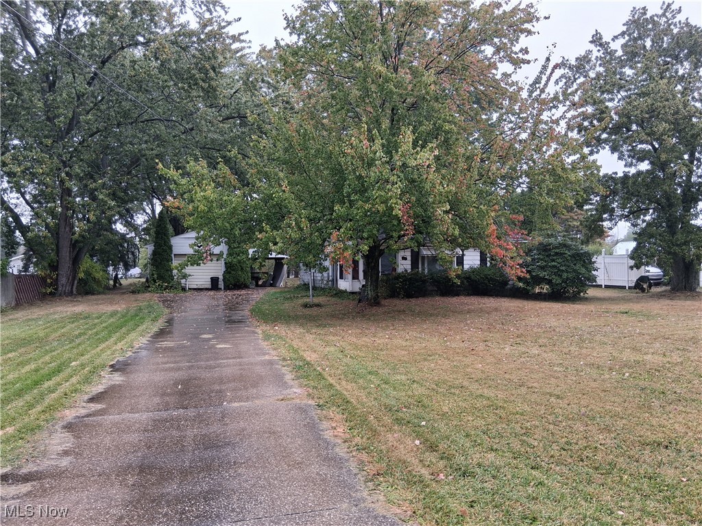 2415 Weir Road Northeast Warren, OH 44483 - Photo 1 of 16