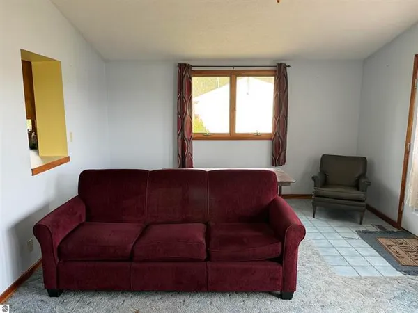 $259,900 | 7861 South Dyer Lake Drive, Falmouth, MI 49632