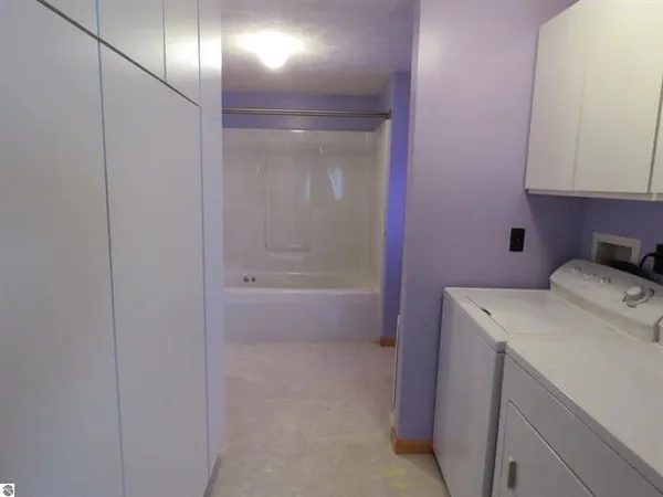 $259,900 | 7861 South Dyer Lake Drive, Falmouth, MI 49632
