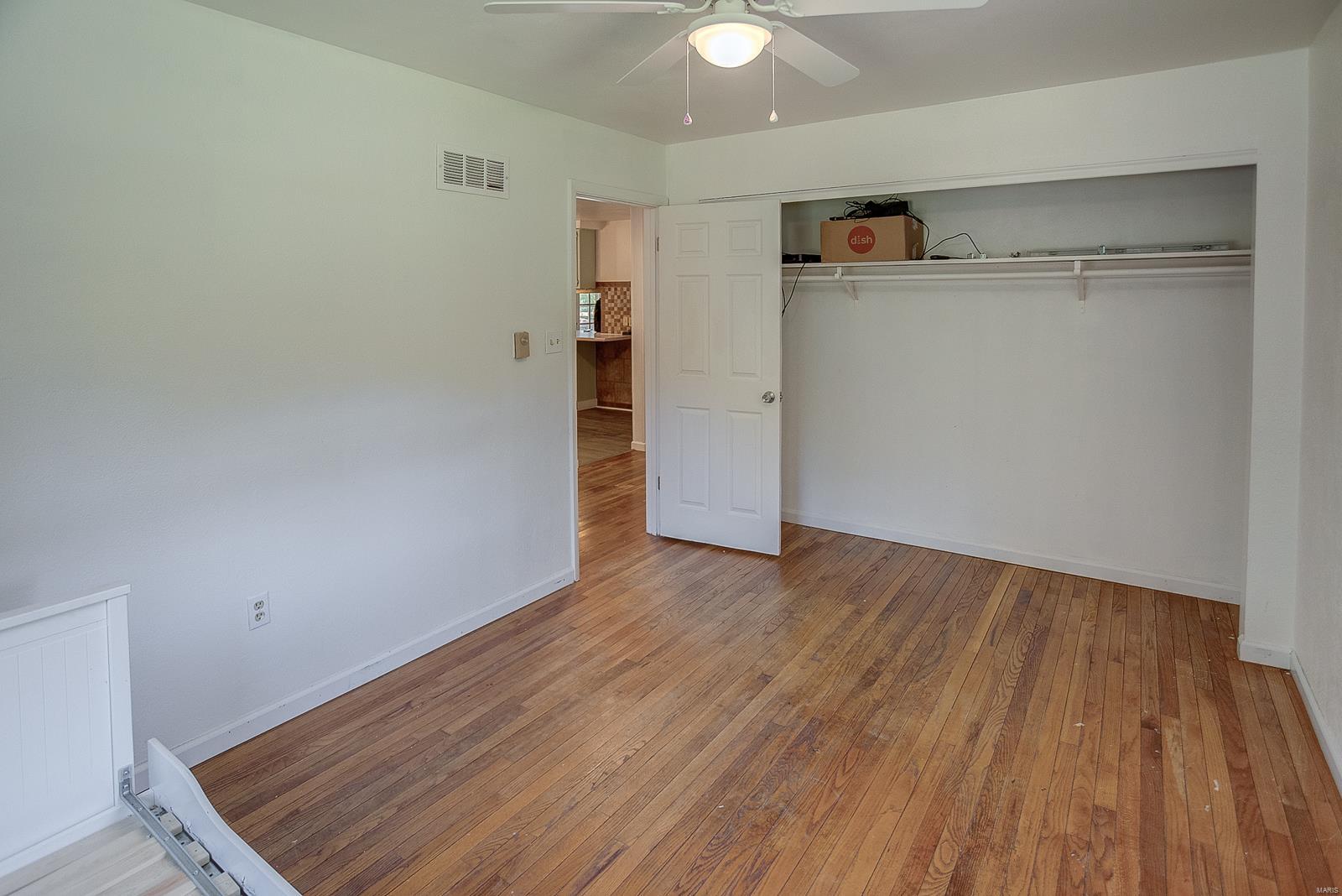 16734 Oak Bridge Road Brighton, IL 62012 - Photo 17 of 33 Gallery Image 17