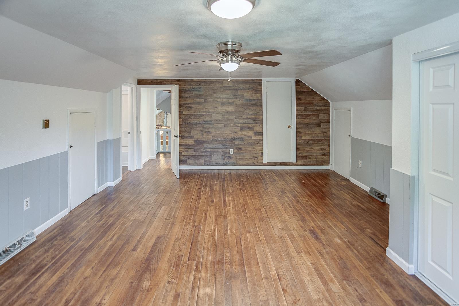 16734 Oak Bridge Road Brighton, IL 62012 - Photo 24 of 33 Gallery Image 24