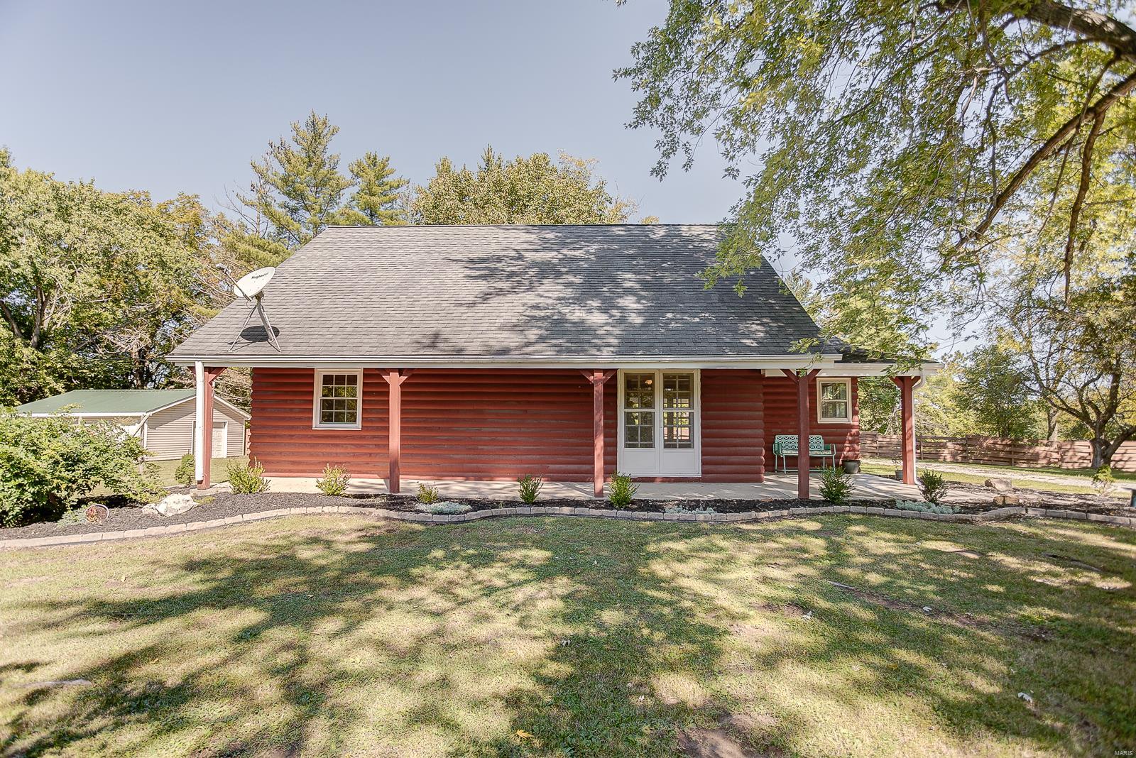 16734 Oak Bridge Road Brighton, IL 62012 - Photo 27 of 33 Gallery Image 27