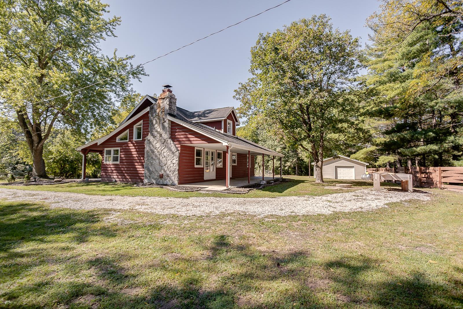 16734 Oak Bridge Road Brighton, IL 62012 - Photo 3 of 33 Gallery Image 3