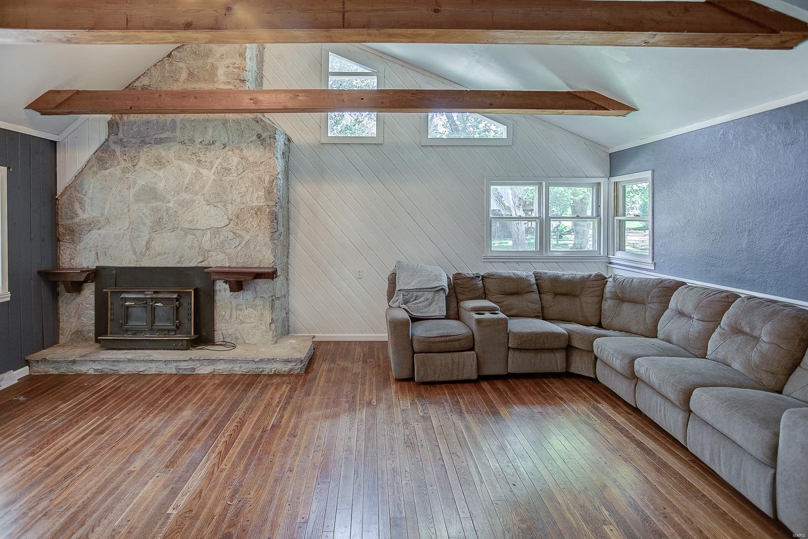 16734 Oak Bridge Road Brighton, IL 62012 - Photo 8 of 33 Gallery Image 8