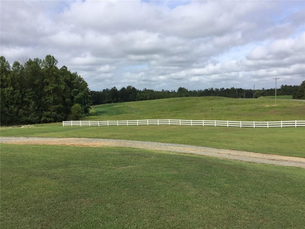 1233 Jeffries Cross Road Burlington, NC 27217 - Photo 2 of 26 Gallery Image 2