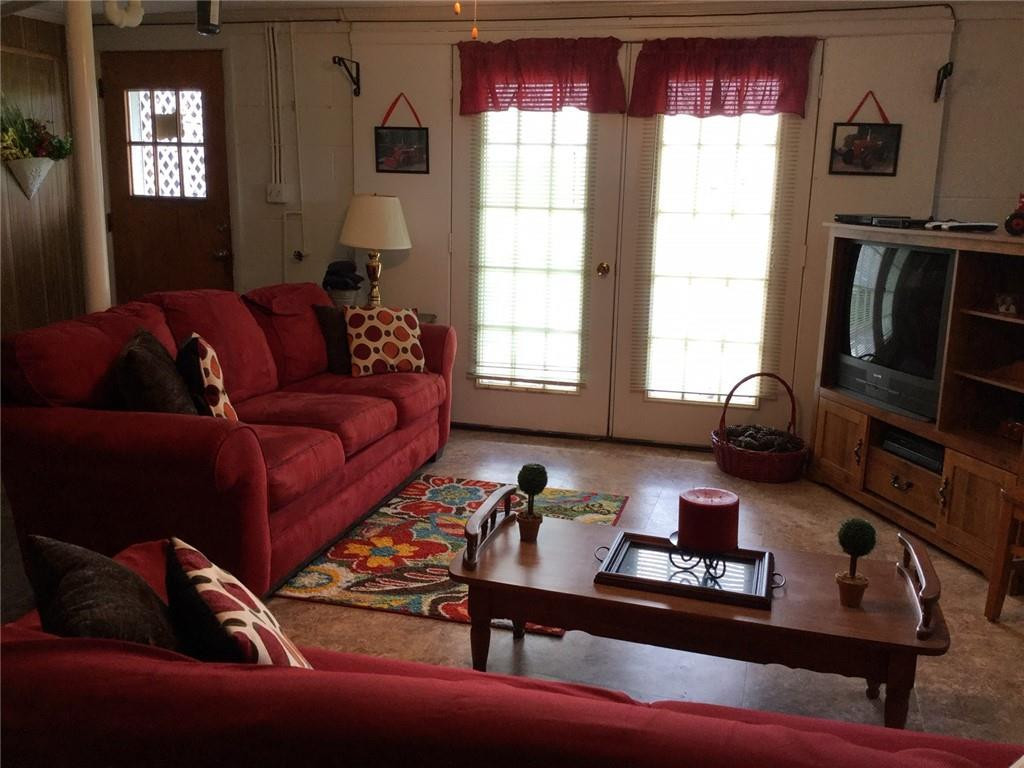 1233 Jeffries Cross Road Burlington, NC 27217 - Photo 22 of 26 Gallery Image 22