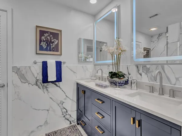 $2,500 | 1155 Reef Road, Unit B2, Vero Beach, FL 32963