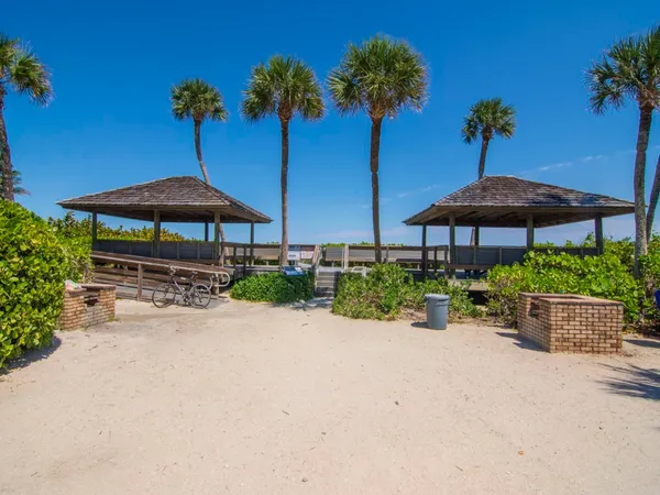 $2,500 | 1155 Reef Road, Unit B2, Vero Beach, FL 32963