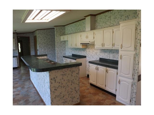 28382 Blackjack Road Logan, OH 43138 - Photo 6 of 15 Gallery Image 6
