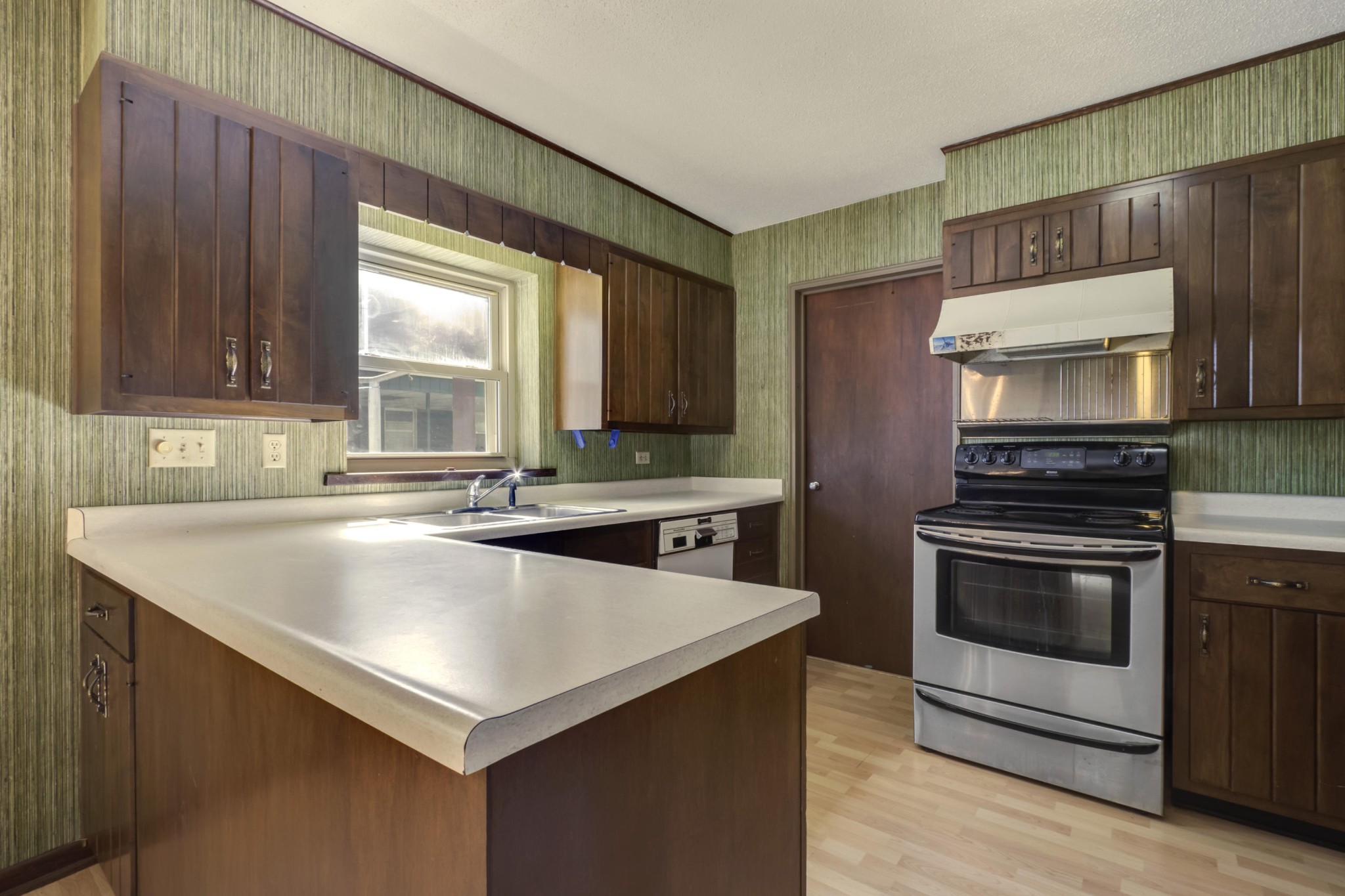 108 Pratt Lane Oak Ridge, TN 37830 - Photo 11 of 27 Gallery Image 11