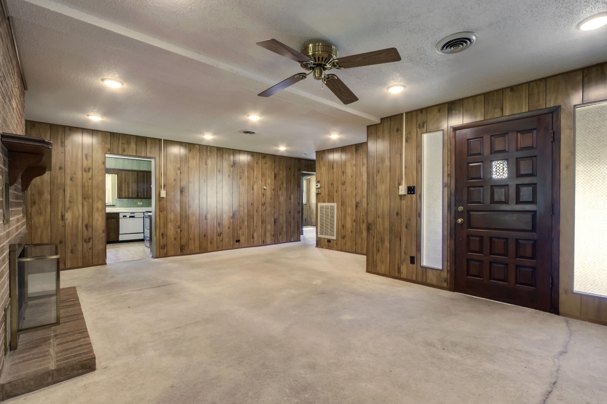 108 Pratt Lane Oak Ridge, TN 37830 - Photo 4 of 27 Gallery Image 4