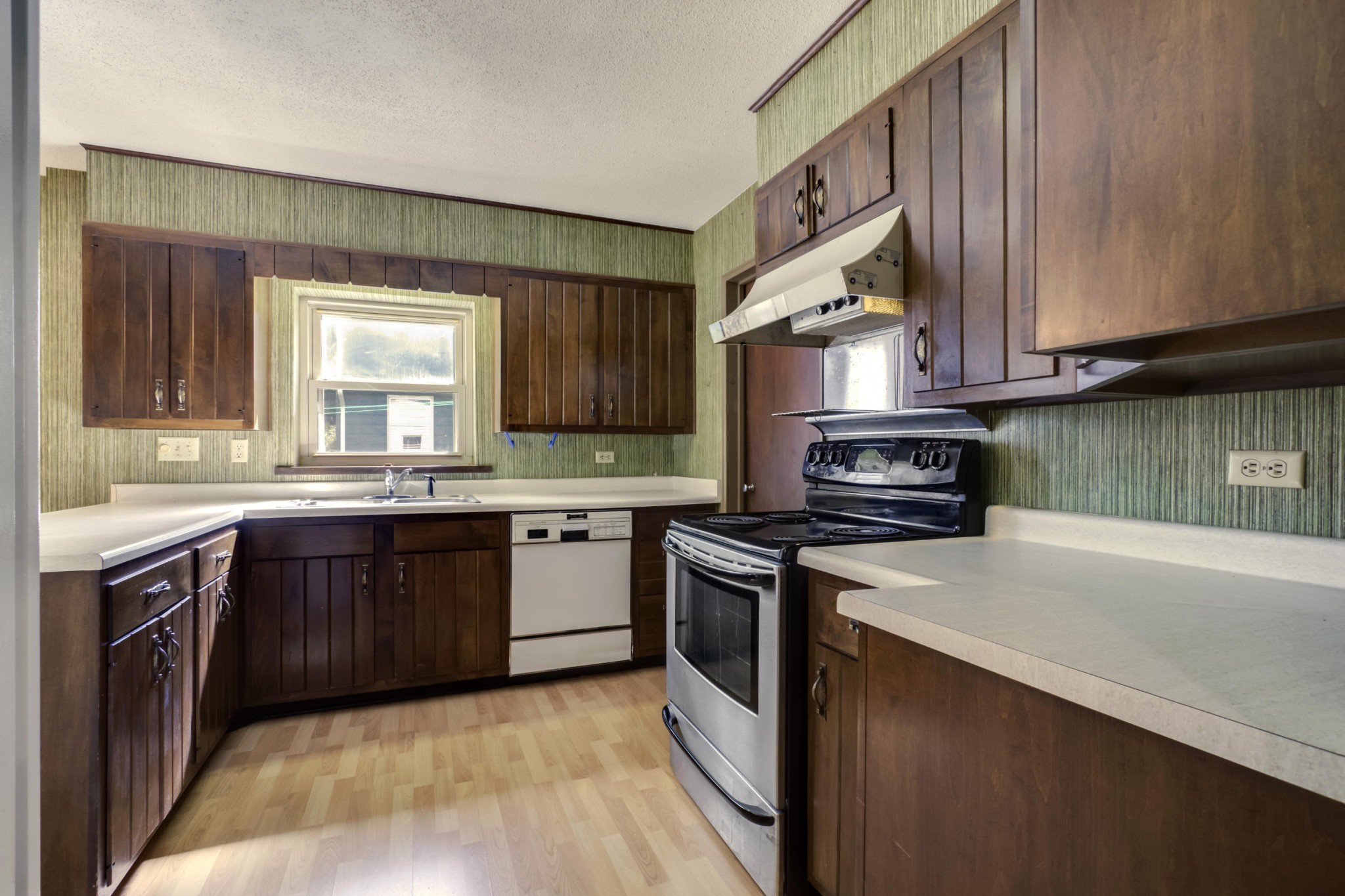 108 Pratt Lane Oak Ridge, TN 37830 - Photo 5 of 27 Gallery Image 5