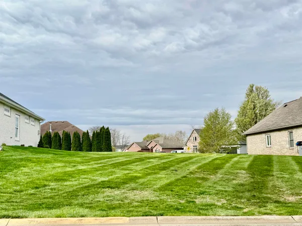 $39,900 | 1813 Hunter's Cove, Kokomo, IN 46902