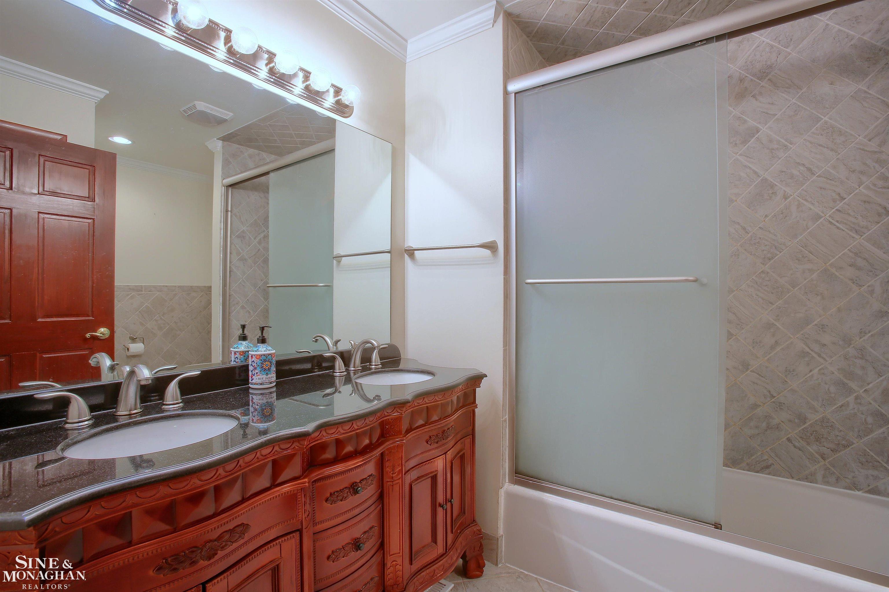 54 Willison Road Grosse Pointe Shores, MI 48236 - Photo 26 of 44