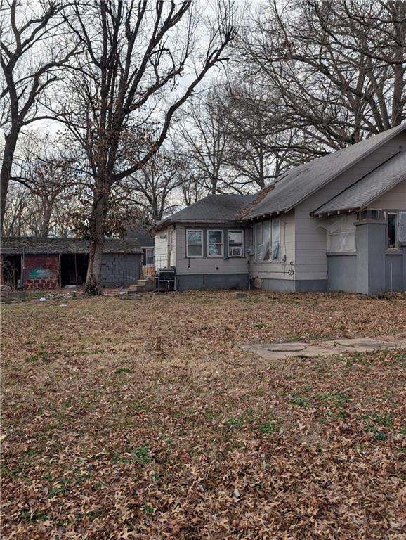 300 South 1st Street Sheldon, MO 64784 - Photo 3 of 5