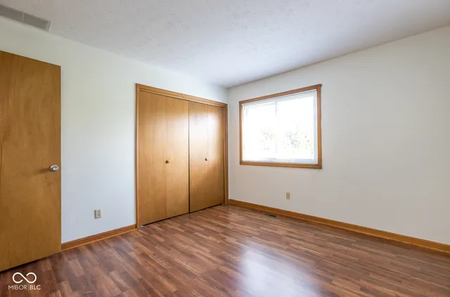 $799,900 | 6145 North 400 West, Fairland, IN 46126