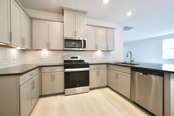 $329,990 | 2192 Holmesburg Private Circle, Gallatin, TN 37066