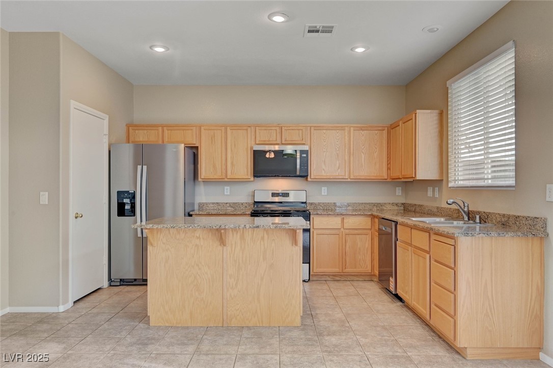 893 Dancing Vines Avenue Las Vegas, NV 89183 - Photo 11 of 55