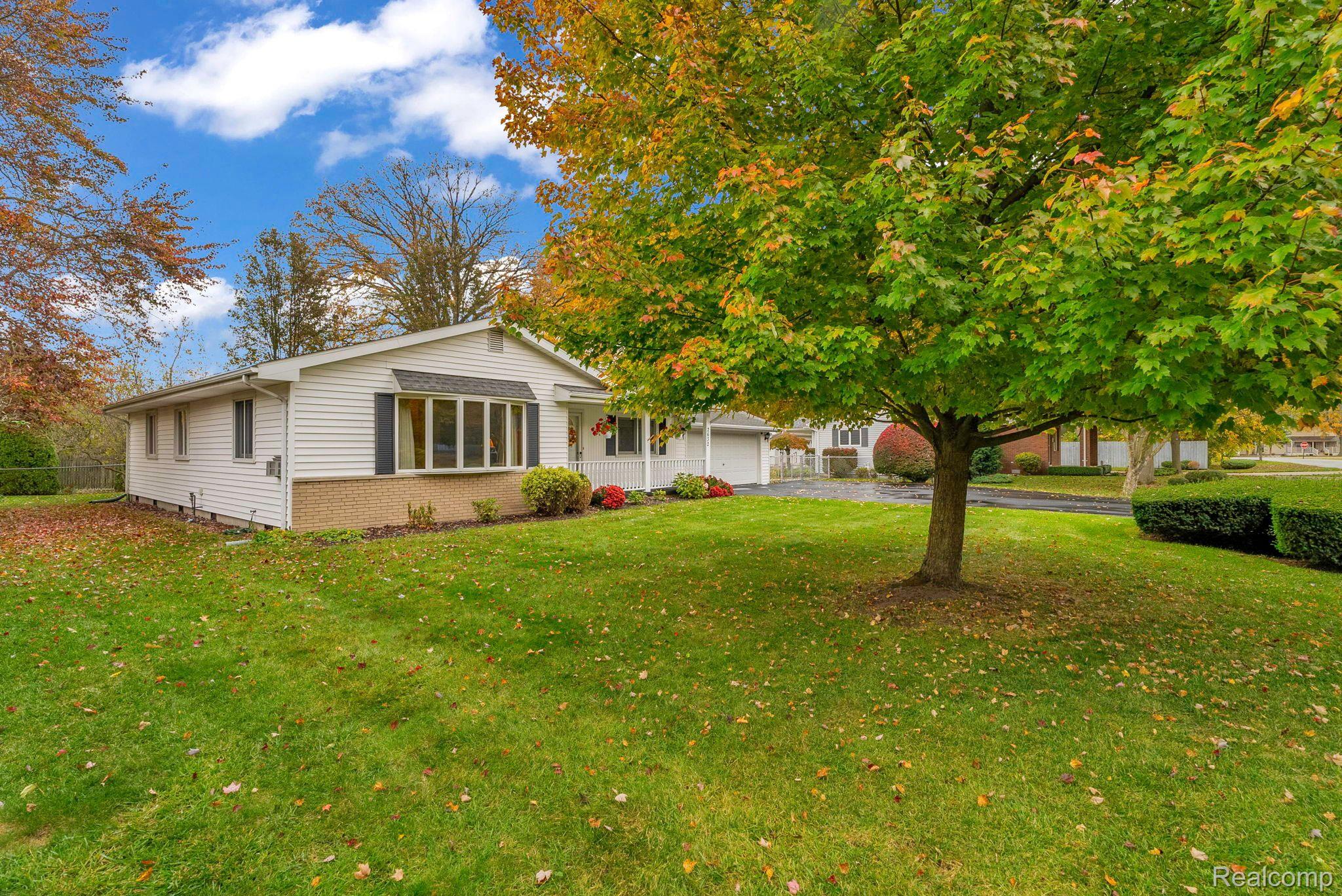 2632 Grace Road Fort Gratiot, MI 48059 - Photo 9 of 44 Gallery Image 9